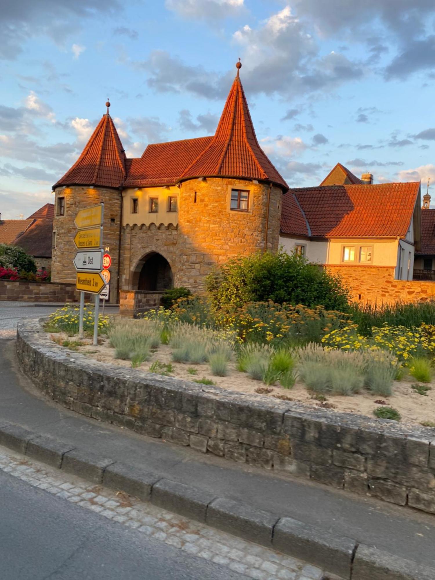 Gasthof Zum Storch Prichsenstadt Zewnętrze zdjęcie