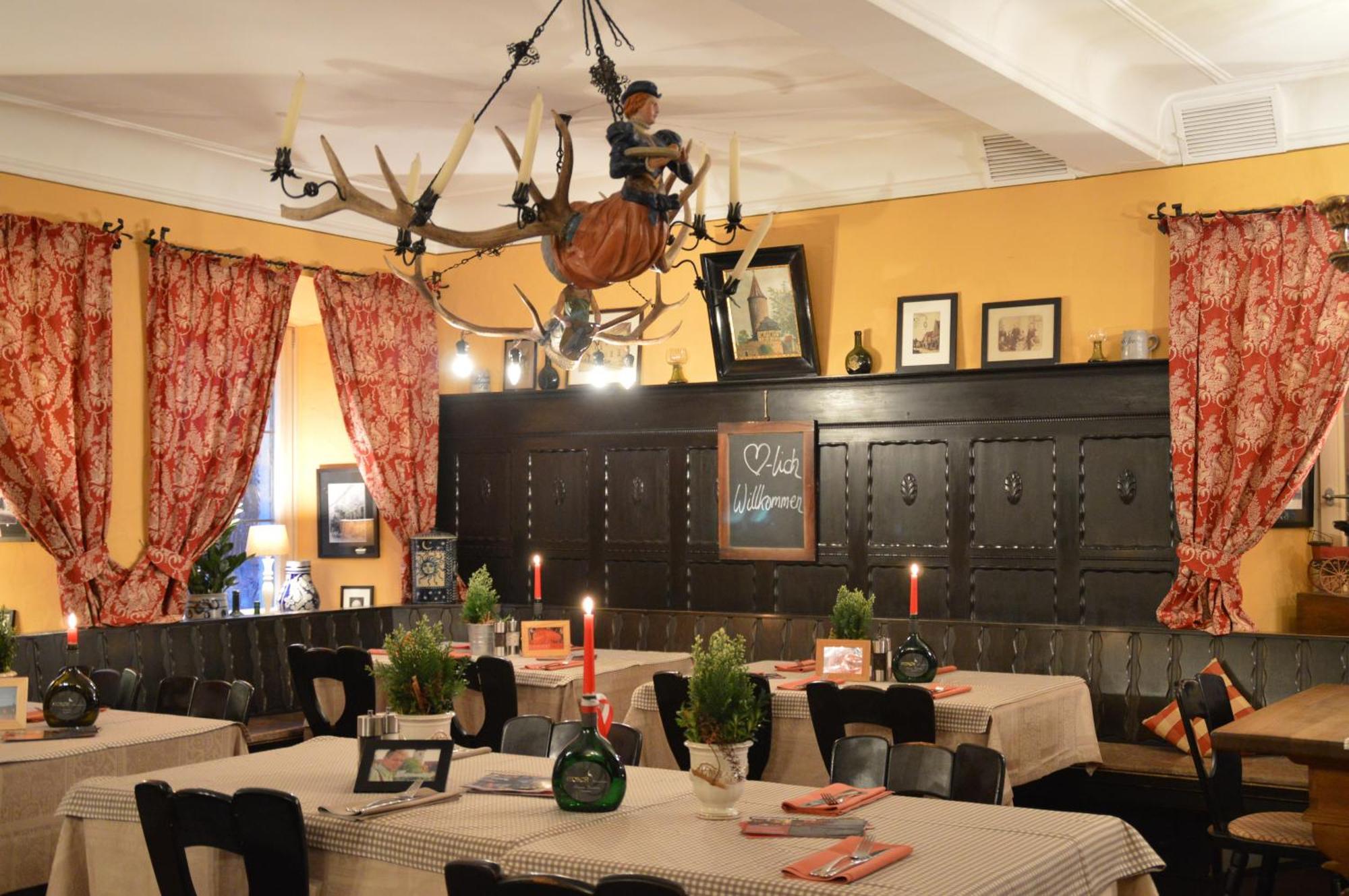 Gasthof Zum Storch Prichsenstadt Zewnętrze zdjęcie